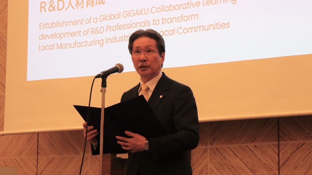 鎌土学長による開会挨拶