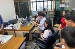 海外の大学での遠隔操作のデモンストレーションの様子