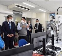 遠隔操作のデモンストレーションの様子2