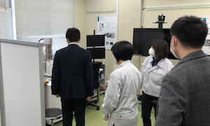 打ち合わせ、現地利用の様子1