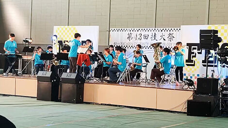 吹奏楽部の活動の様子