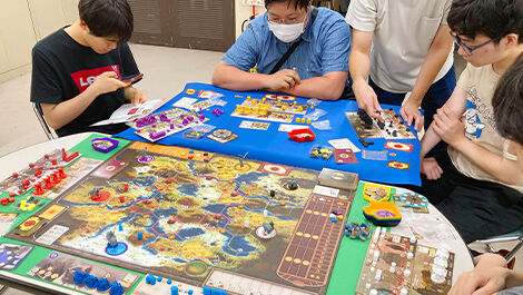 AGL（アーケードゲームラボラトリ）の活動の様子