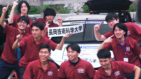 自動車部の活動の様子